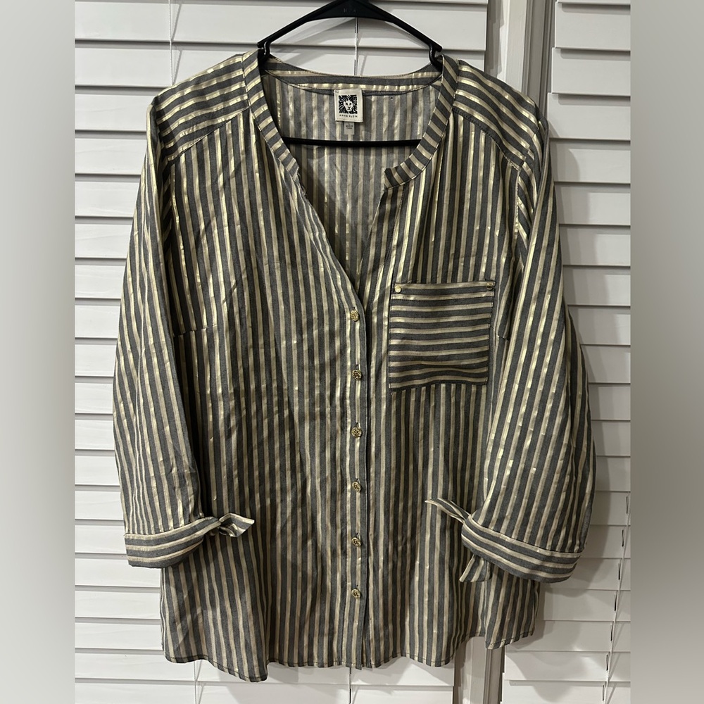 Gold & Gray Striped Button-Up Shirt 💛🩶 Size Large! Best Offer Accepted!